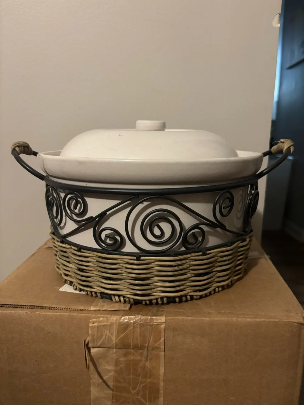White Ceramic Covered Casserole with Wicker and Metal Stand